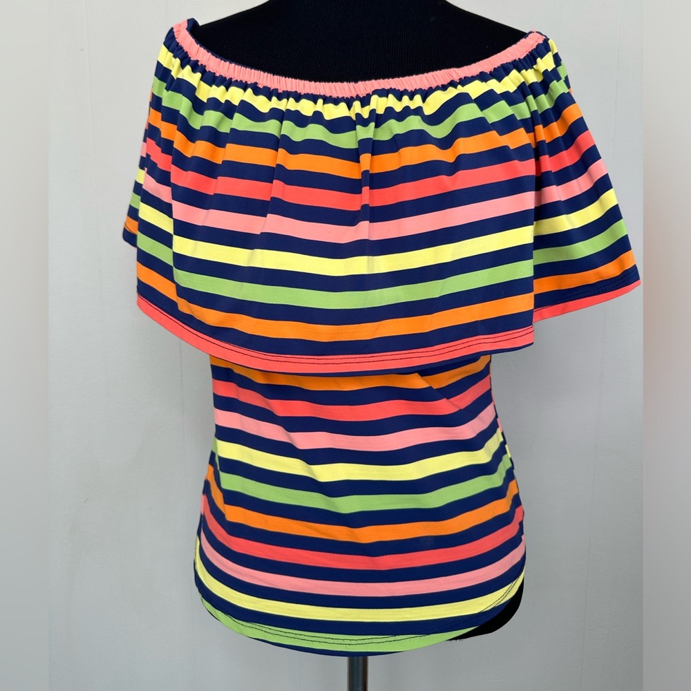 Off the shoulders shirt